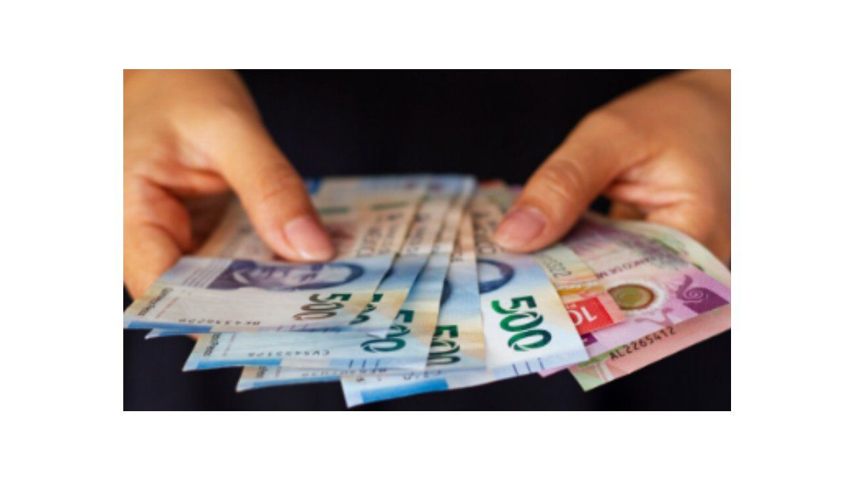 SAT advierte sobre el riesgo de pagos en efectivo