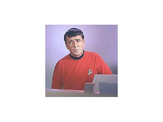 James Doohan, más conocido como Scotty, el técnicode la nave de la serie original «Viaje a las estrellas», murióa los 85 años, víctima del mal de Alzheimer.