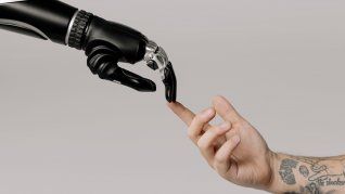 Según el informe Future of Jobs, presentado en el Foro Económico Mundial, alrededor del 75% de las empresas habrá adoptado tecnologías de Inteligencia Artificial para 2027.
