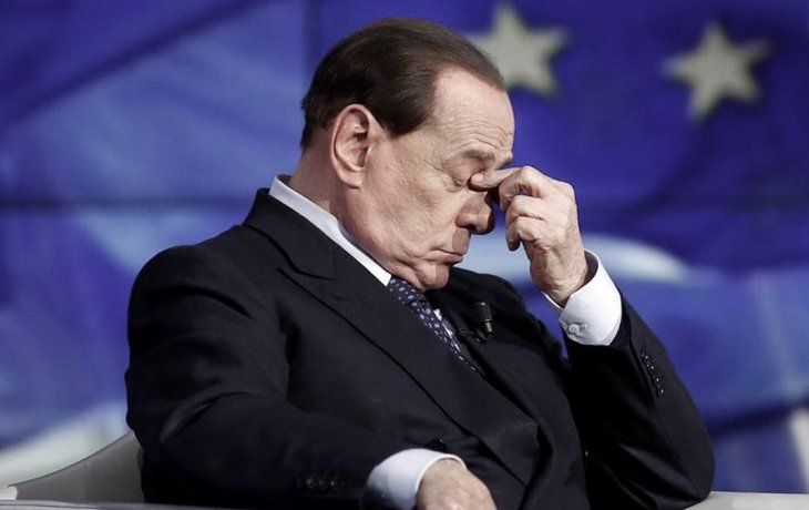 El tres veces primer ministro italiano SilvioBerlusconi está internado por coronavirus