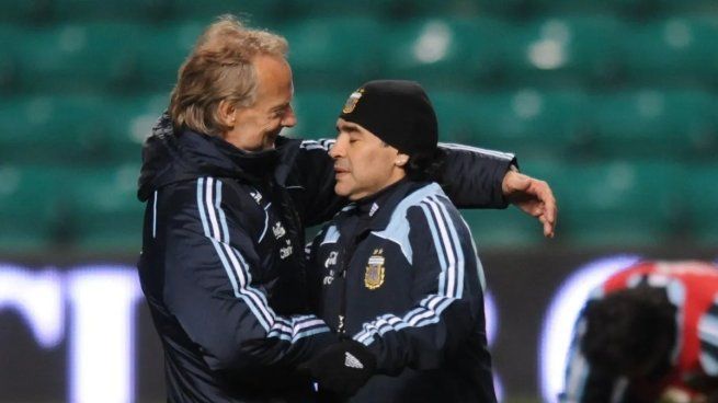 Signorini y Maradona, juntos en la selección argentina