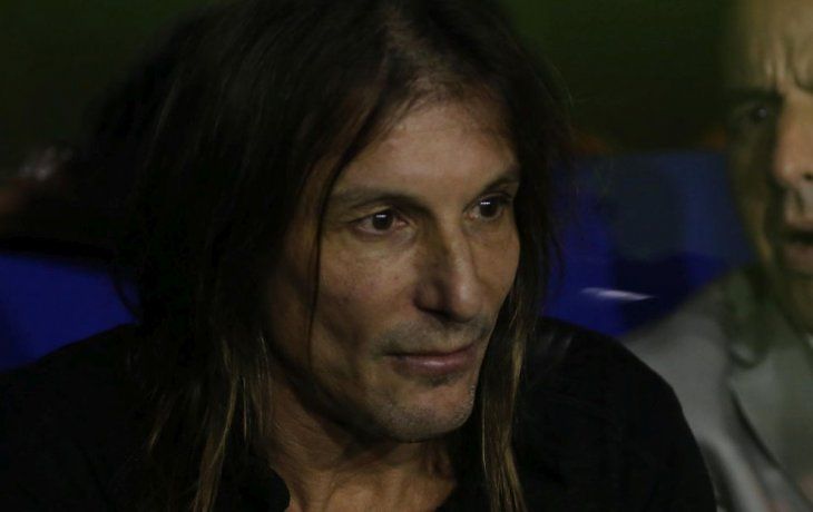 Claudio Caniggia participó en marzo de 2025 de un evento de la Conmebol en Paraguay, pero no informó al tribunal sobre su salida del país, como exige una orden judicial vigente.