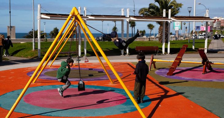 El programa de Turismo Social vuelve a ofrecer una alternativa para disfrutar de las vacaciones en la costa atlántica. El programa de Turismo Social vuelve a ofrecer una alternativa para disfrutar de las vacaciones en la costa atlántica.