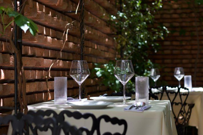 La carta se expande para acompañar una temporada tradicionalmente más baja para las pastas, sin resignar identidad. La carta se expande para acompañar una temporada tradicionalmente más baja para las pastas, sin resignar identidad.