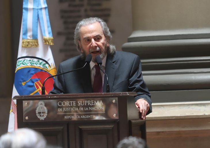 Juan Carlos Maqueda en su discurso de despedida de la Corte Suprema, con críticas veladas hacia la falta de institucionalidad del Gobierno Juan Carlos Maqueda en su discurso de despedida de la Corte Suprema, con críticas veladas hacia la falta de institucionalidad del Gobierno