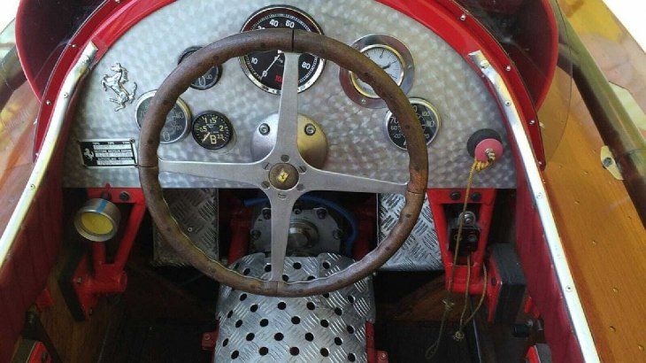 Desde 1953 a 1970 el barco cosechó 43 victorias en competencias. En 1963 ganó el campeonato europeo y quedó 3° en la Volte Primatista. En 1965 terminó segundo en el campeonato mundial.