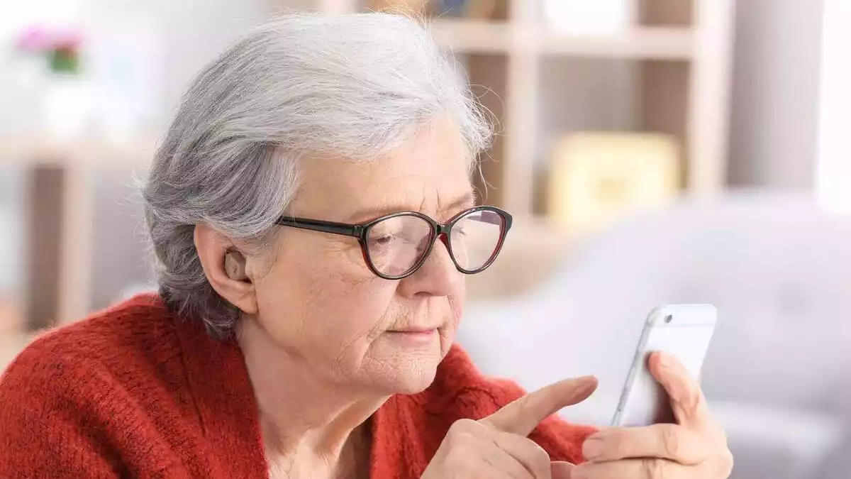 Amber heard topless scene iN THE FIRE nude scenes - 4