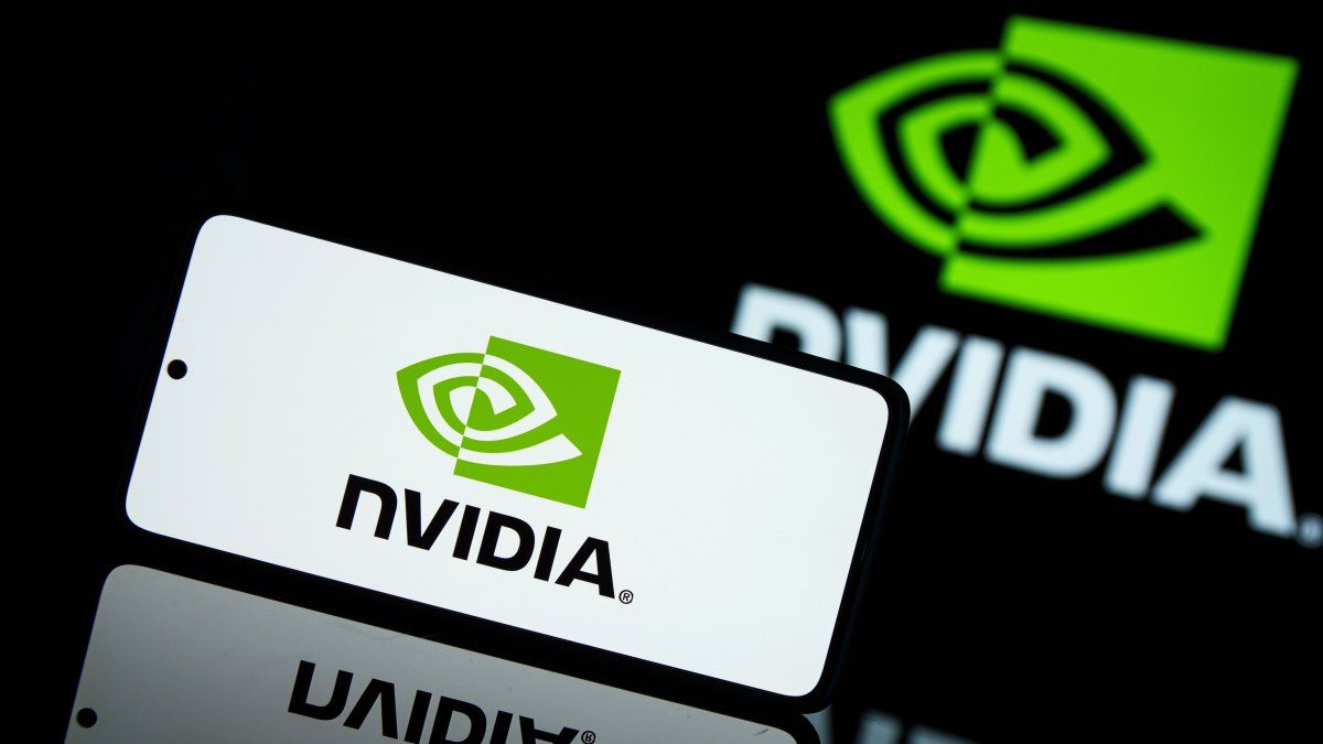 The NVIDIA CEO praised Donald Trump’s decision to eliminate artificial intelligence export restrictions
