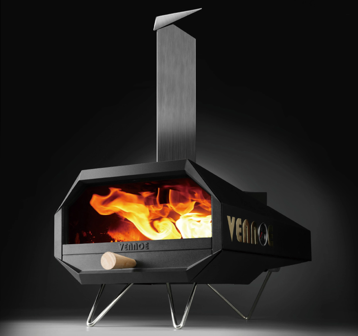 El horno se pliega y se lleva como bolso: una idea pensada para sumar pizzas en patios, camping o escapadas sin complicarte con el equipo.