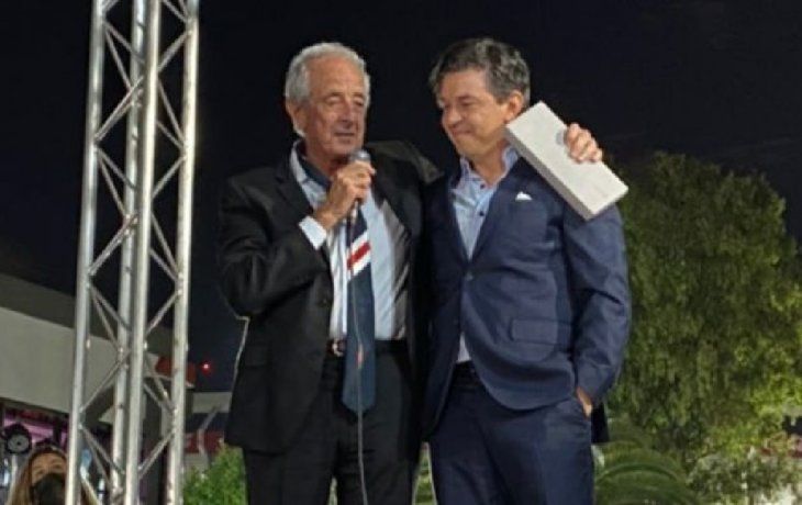 impactante: ¿cuantos millones gasto donofrio para comprar la corbata que uso gallardo?