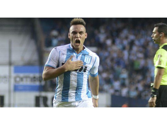 Martinez se queda por lo menos hasta mitad de año en Racing.