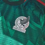 Mercado ilegal gana las calles con el Mundial 2026. Mercado ilegal gana las calles con el Mundial 2026.