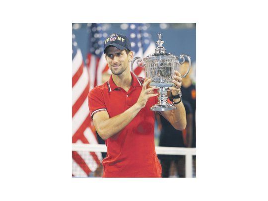 Djokovic, con el trofeo del US Open en sus manos, el que mayor dinero le reportó en 2011.