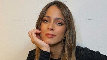 La cantante, de gira por Europa, debió cancelar un meet and greet en Alemania debido al coronavirus.