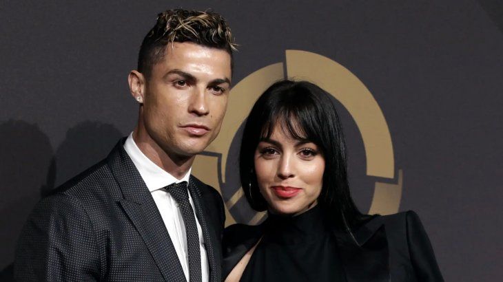 Cristiano Ronaldo junto a su esposa, Georgina Rodríguez.