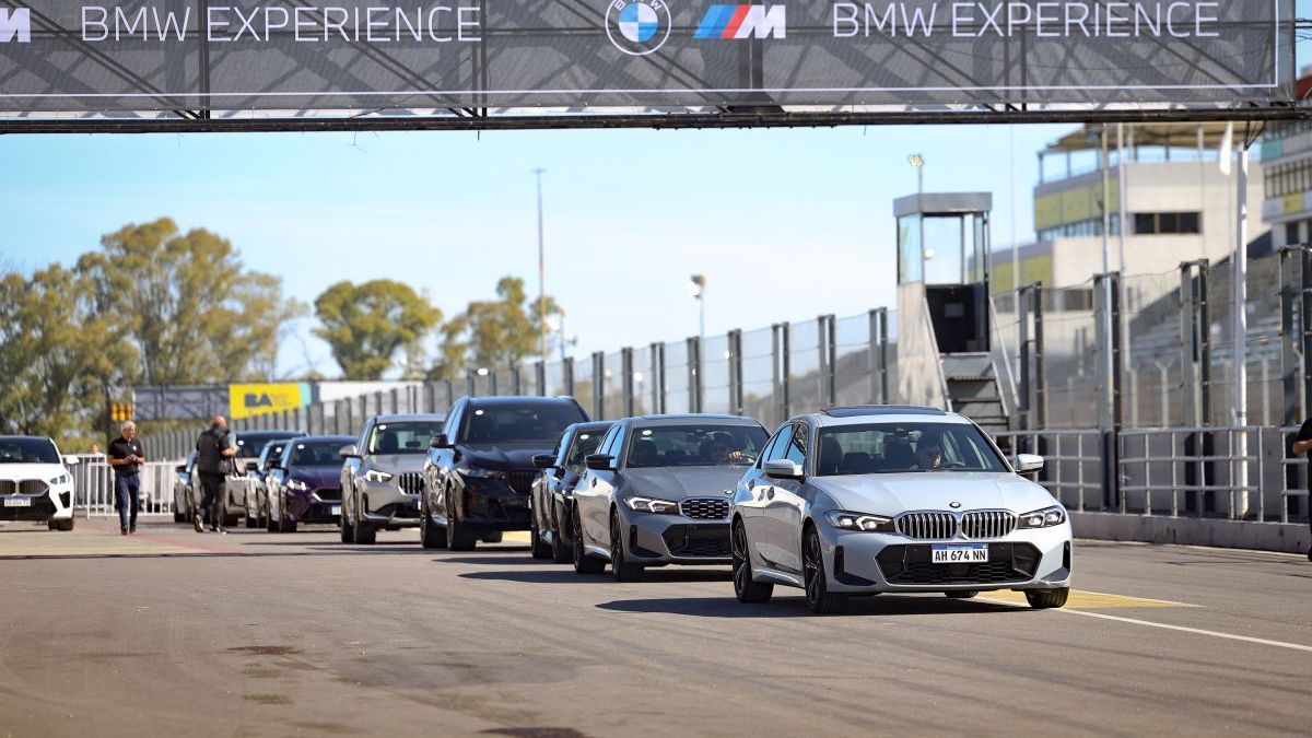 Con la presencia de 50 vehículos y más de 500 participantes, BMW Group Argentina celebró su exitoso BMW Experience en el Autódromo