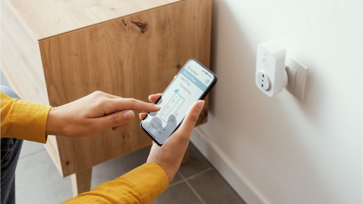 Smart Outlets & Wireless Charging Trend for 2026
