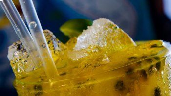 El volumen manufacturado del sector de destilados y aperitivos cay&oacute; 25% en cuatro a&ntilde;os.