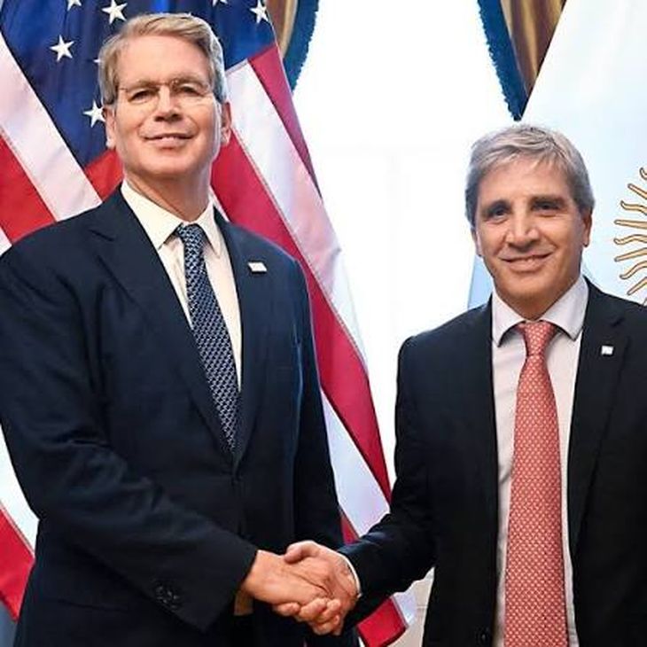 El respaldo de Scott Bessent al programa económico argentino acompañó la compresión del riesgo país durante la semana.
