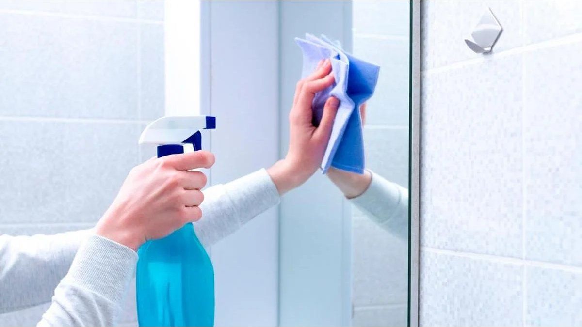 The best viral cleaning tricks to make your bath look impeccable