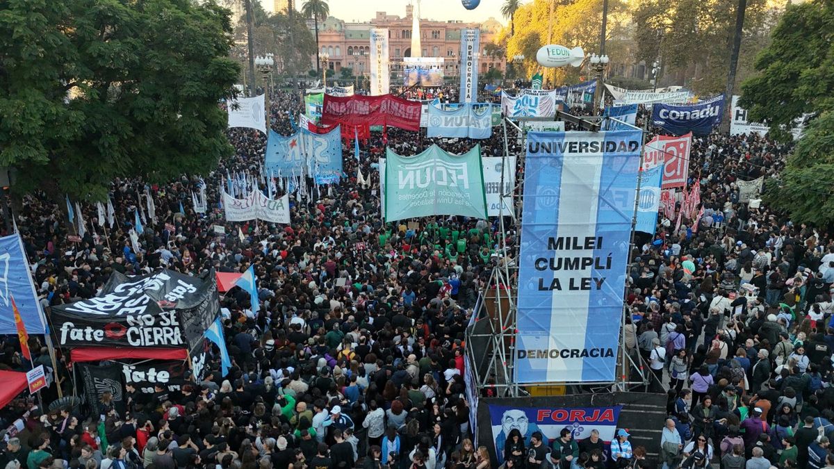 Marcha Federal por la salud p�blica: organizaciones y gremios se movilizan contra los recortes