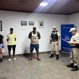 Prefectura Naval identificó y detuvo a un ciudadano venezolano presuntamente vinculado al Tren de Aragua durante un control fronterizo. Prefectura Naval identificó y detuvo a un ciudadano venezolano presuntamente vinculado al Tren de Aragua durante un control fronterizo.