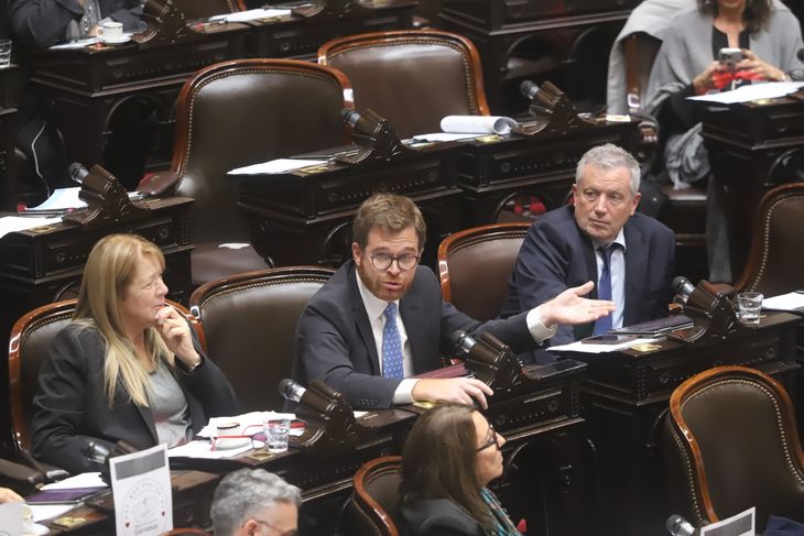 Stolbizer, Massot y Monzó, espadas de Encuentro Federal en el Congreso.