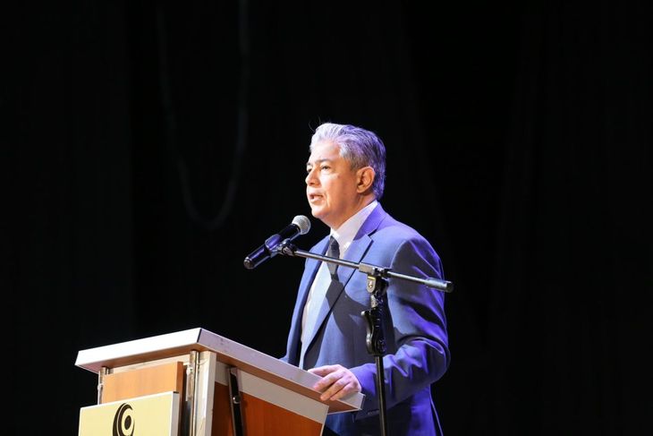 En Neuquén, los docentes rechazan la Ley de Presencialidad impulsada por Rolando Figueroa. En Neuquén, los docentes rechazan la Ley de Presencialidad impulsada por Rolando Figueroa.