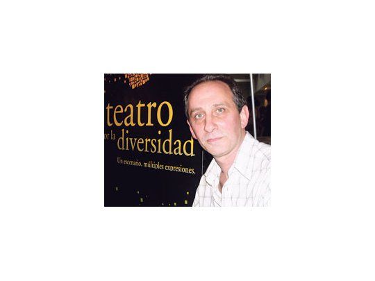 Jorge Gerschman coordina Teatro por la Diversidad: «Quisimos trascender el color local de cada colectividad y buscar un punto de identificación entre todas».