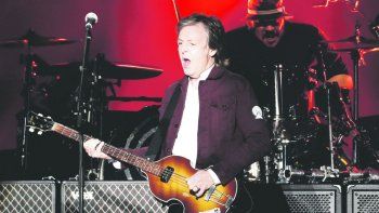 Recitales. Arriba, Paul McCartney, quien toca el 24 de marzo y abajo, Ed Sheeran, quien actúa el 23 de febrero, ambos en el Campo de Polo.&nbsp;