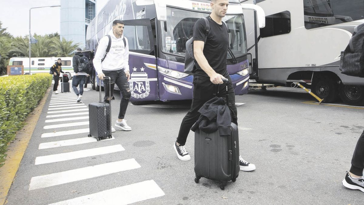 The National Team trained, with last-minute casualties and waiting for Messi