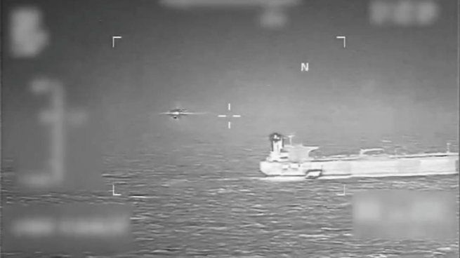 La secretaria de Seguridad Nacional Kristi Noem informó sobre una maniobra de decomisación del equipo táctico de la Guardia Costera.