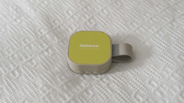 Estos parlantes tienen una función bastante particular, que ayuda a desviar el sonido solo para quienes quieren escucharlo.