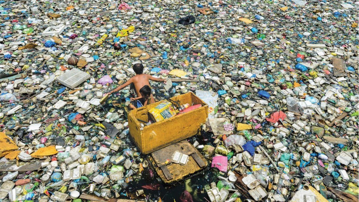 Cuáles son las 5 islas de basura en nuestros océanos?