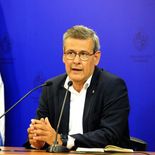 La oposición pidió que Jorge Díaz explique los cambios propuestos por el Poder Ejecutivo. La oposición pidió que Jorge Díaz explique los cambios propuestos por el Poder Ejecutivo.