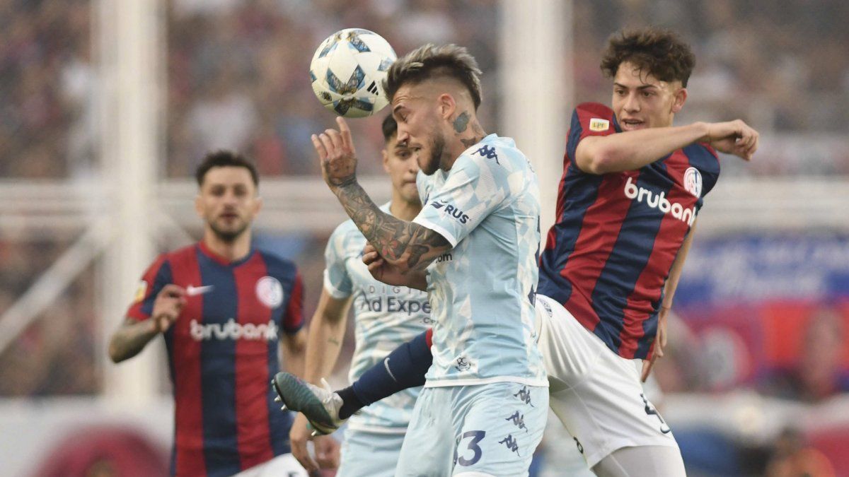 Racing Club Avellaneda vs San Lorenzo de Almagro 2 - Head to Head for 5  September 2023 22:00 Football