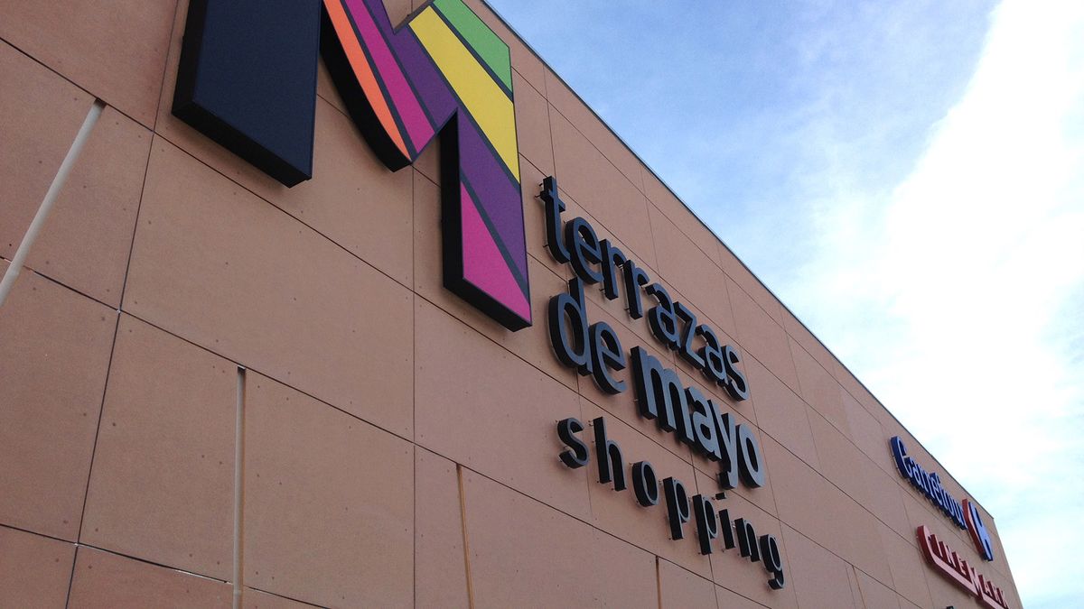 IRSA bought a shopping center located in Malvinas Argentinas from Carrefour for US.7 million