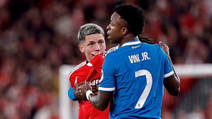 El incidente ocurrió tras el gol de Vinícius Junior, quien celebró bailando en un córner del estadio en Lisboa. Según la denuncia, en ese contexto Prestianni le habría dirigido un insulto racista.