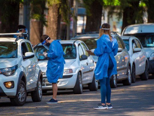 Controles. En Santa Fe reforzaron los test ante el aumento de contagios.