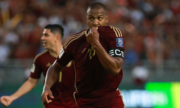 Salomón Rondón, figura del partido entre Bolivia y Venezuela.