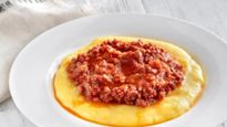 La cuchara eléctrica japonesa utiliza impulsos suaves para intensificar el sabor salado, sin añadir una sola gota de sal a la comida.