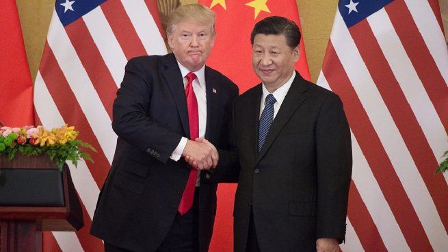 Donald Trump confirmó que planea reunirse con Xi Jinping este mes y viajar a China a comienzos de 2026 para sellar un nuevo acuerdo comercial.