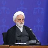 La Fiscalía de Irán advirtió que decomisará propiedades de ciudadanos que apoyen a Estados Unidos o Israel. La Fiscalía de Irán advirtió que decomisará propiedades de ciudadanos que apoyen a Estados Unidos o Israel.