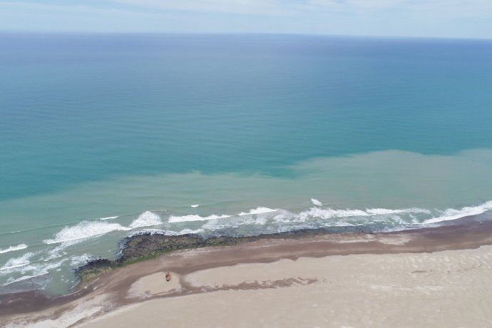 El entorno natural y la baja urbanización le dan una identidad propia dentro del mapa costero de la provincia.