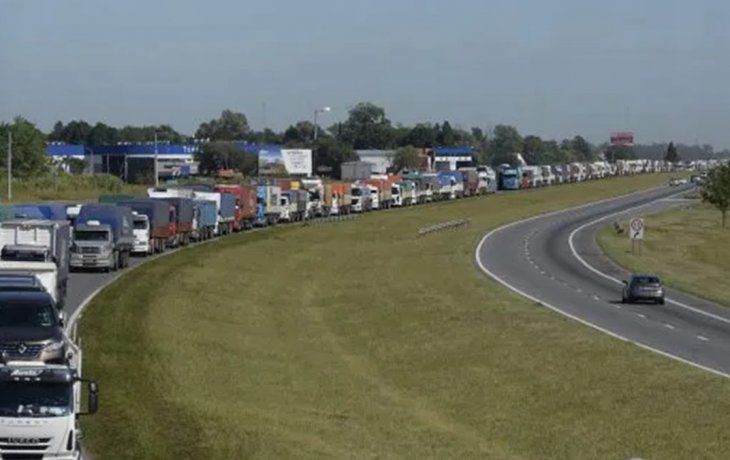 ámbito.com | paro-transportistas.jpg