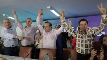 Oscar Herrera Ahuad obtuvo una holgada victoria y le propinó una nueva derrota electoral al Gobierno.
