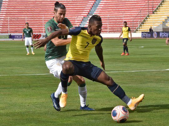 Ecuador fue más eficaz que Bolivia y ganó en la altura de La Paz.