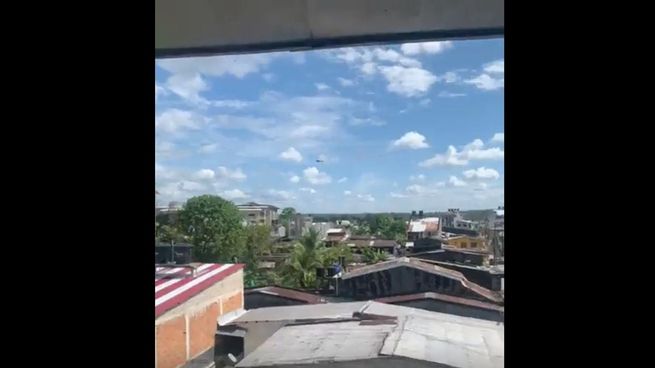 La caída de un helicóptero con cinco militares a bordo ocurrió en el poblado de Quibdó, en el departamento del Chocó.