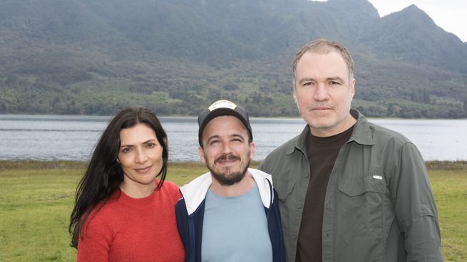 Ana María ORozco, Francisco Lumerman y Salvador del Solar estrenan “El árbol más hermoso del mundo” en Moscú Teatro.&nbsp;