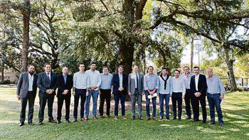 Cacique. Jorge Macri recibi&oacute; ayer en Vicente L&oacute;pez a Sergio Berni y se coloc&oacute; as&iacute; como cacique opositor en la provincia. Lo acompa&ntilde;aron Julio Garro, Guillermo Montenegro, Camilo Etchevarren, Ezequiel Galli, Sebasti&aacute;n Abella, Pablo Petrecca y N&eacute;stor Grindetti. &nbsp;